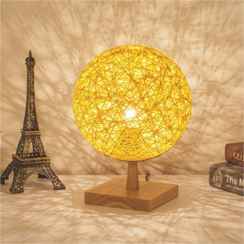 Lampe de chevet en Rotin avec Pied en Bois